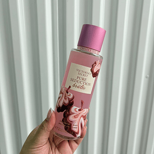 Victoria's Secret Pure Seduction Brulee Fragance Mist 