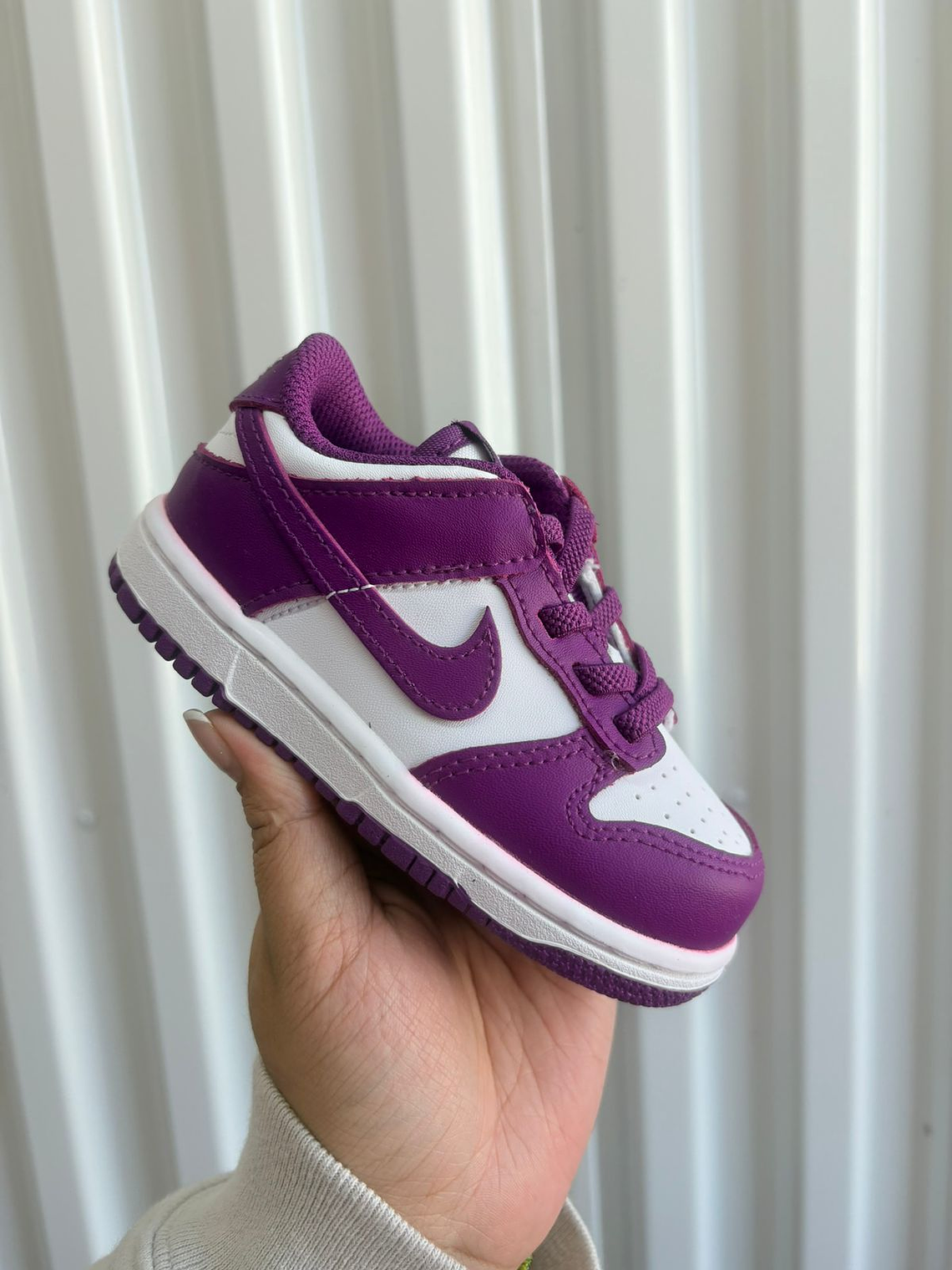 Zapatilla Nike Moradas - T23.5 1