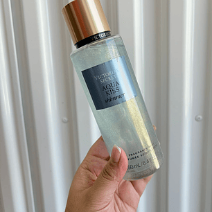 Shimmer Aqua Kiss VS