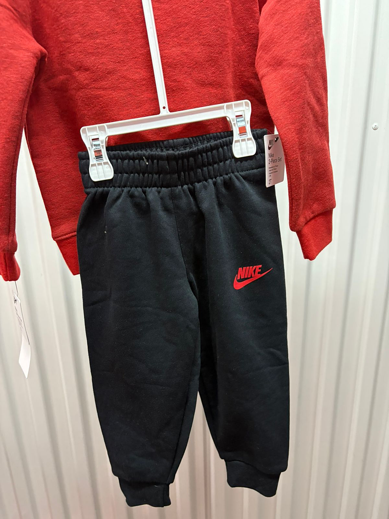Conjunto Rojo Nike - T2 2