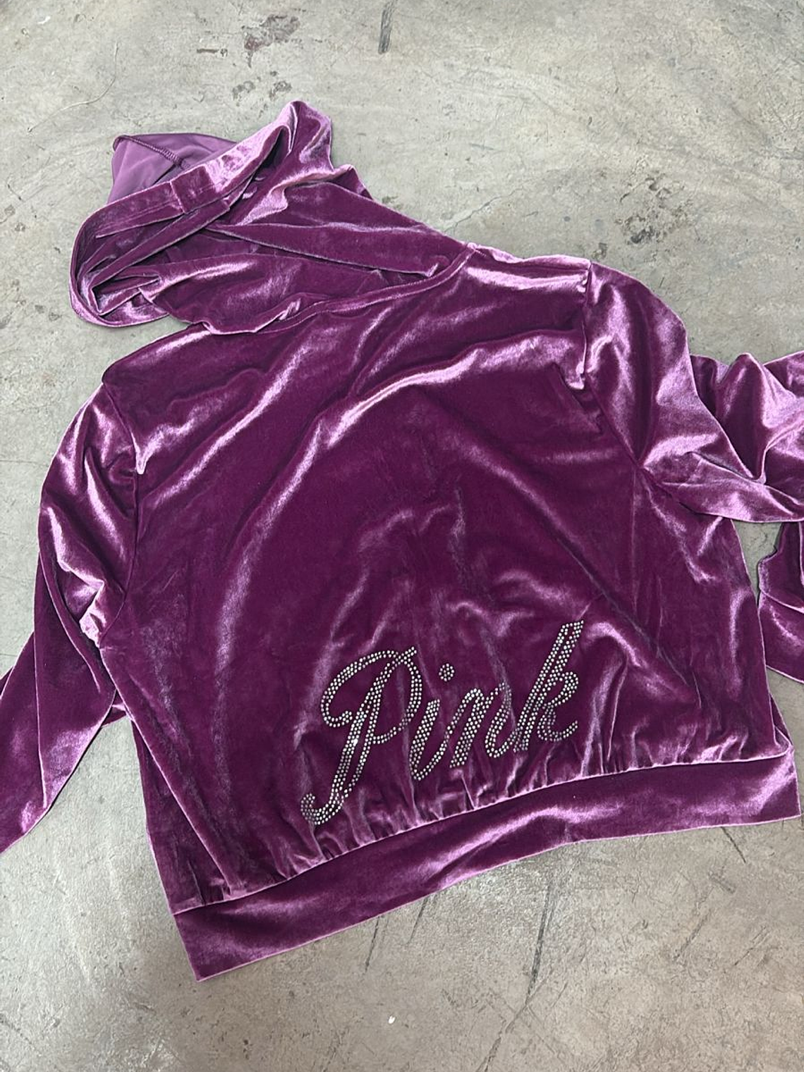 Poleron Terciopelo Morado XL PINK 2