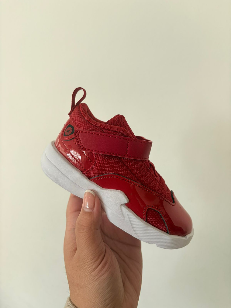 Zapatillas Jordan Red T7C 1