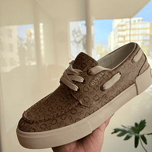 Zapatos Guess T42,5 