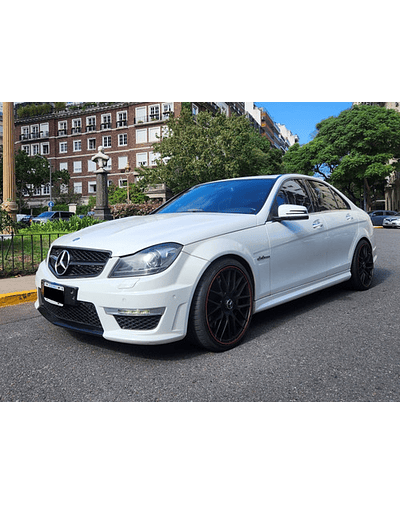 Mercedes-benz Clase C 2013 6.3 C63 Amg Sedan 457cv