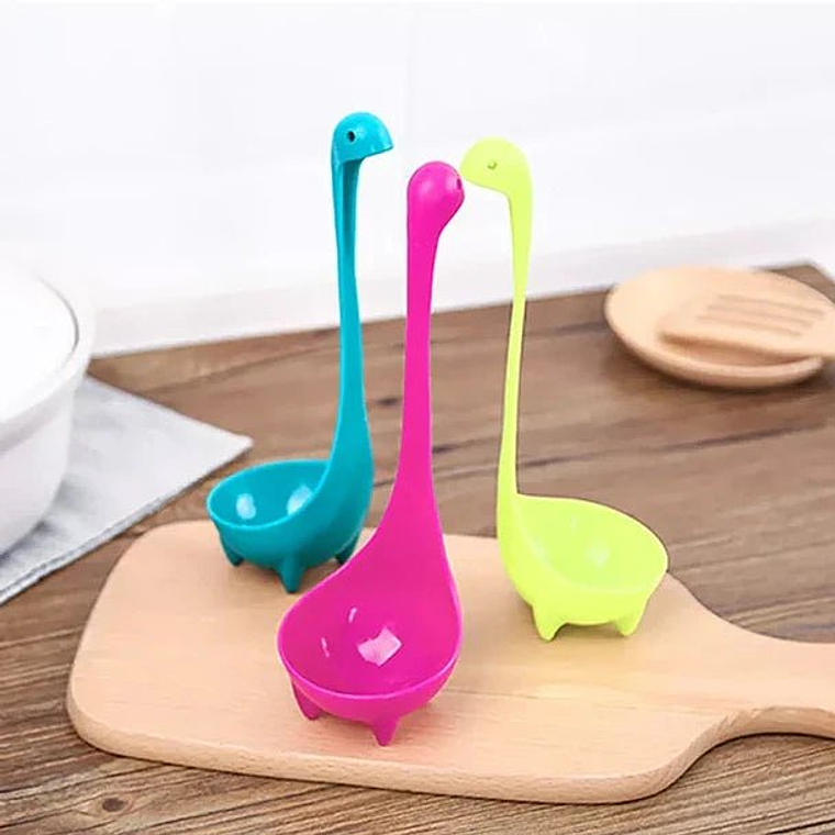 Cuchara De Plástico Con Cuello De Cisne 1