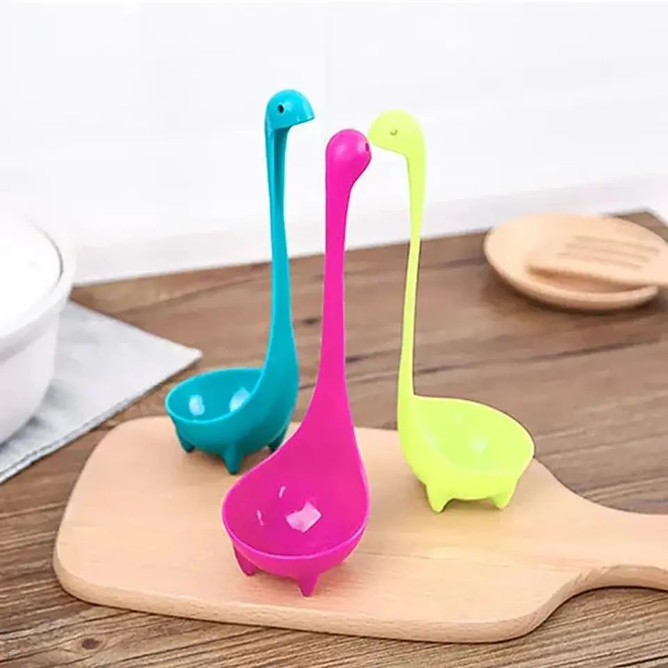 Cuchara De Plástico Con Cuello De Cisne 1