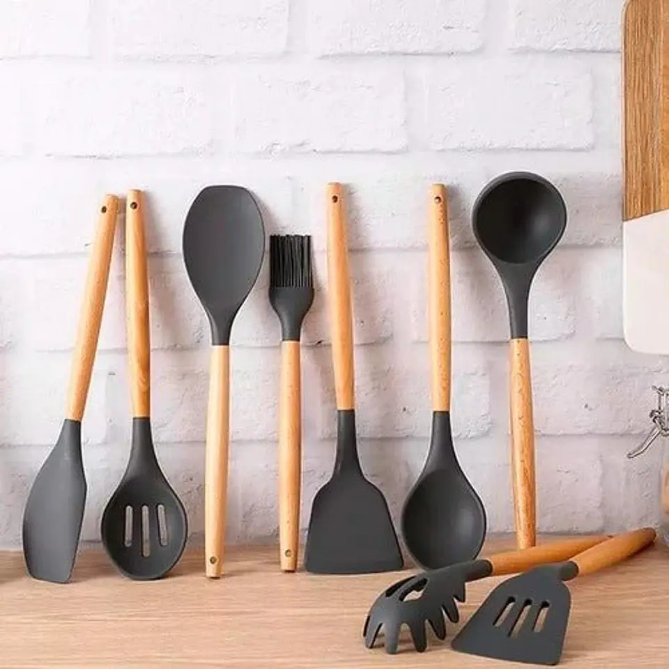 SET UTENSILIOS X19 PCS 2