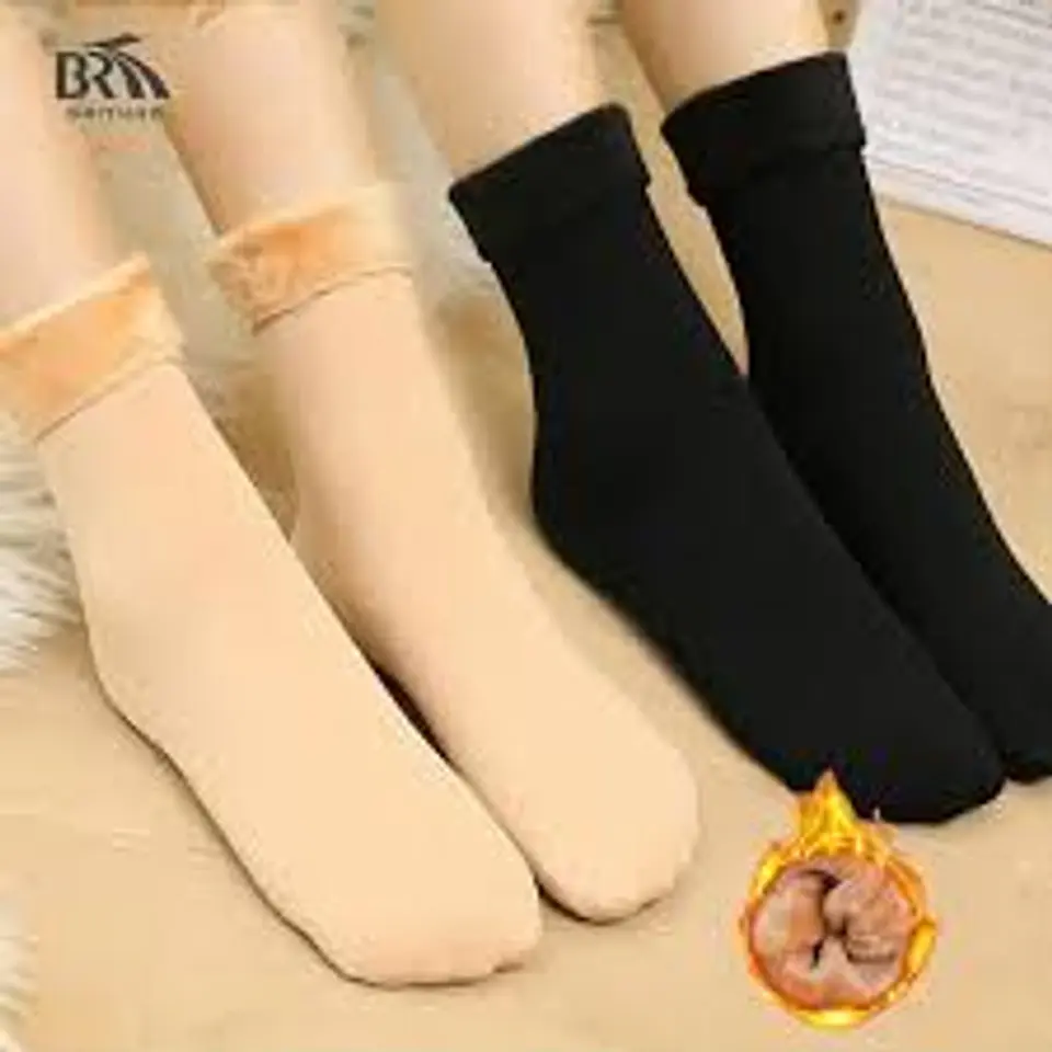 Docena calcetin plush 3