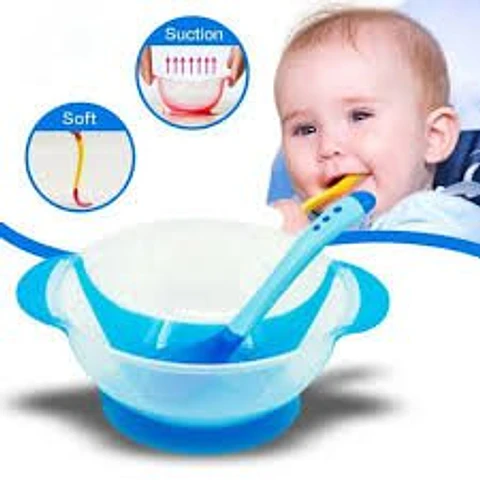 Plato con ventosa para bebe con cuchara