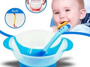 Plato con ventosa para bebe con cuchara