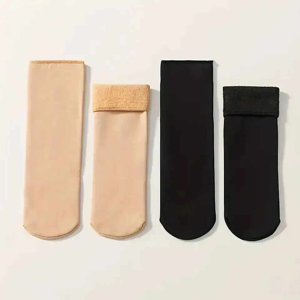 Docena calcetin plush 9