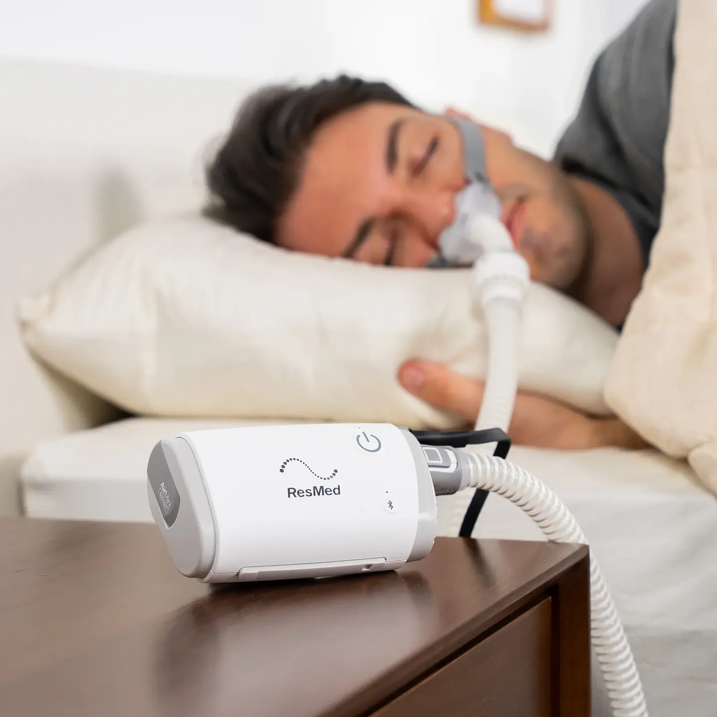 ResMed AirMini™ - Máquina CPAP portátil de viaje AutoSet™  3