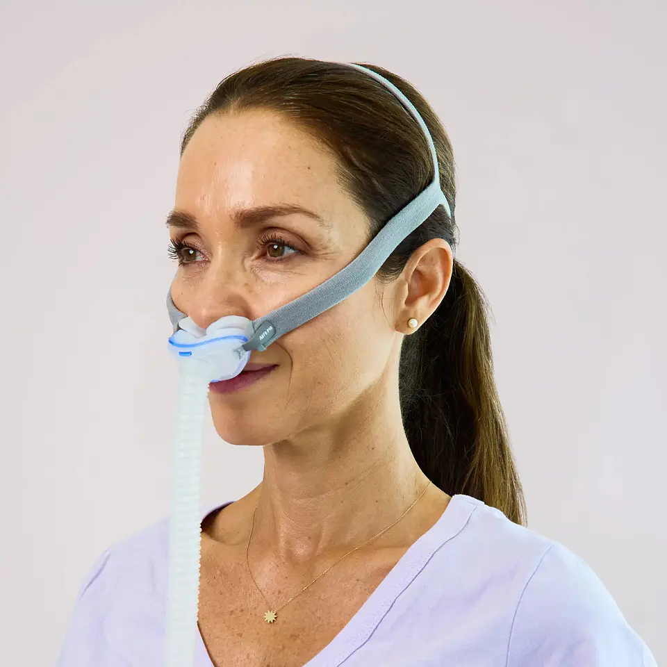 Combo CPAP de viaje AirMini + Máscara AirFit P10 CPAP + Accesorios compatibles. 4