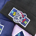 EL ASOMBROSO CIRCO DIGITAL - CENSURA CAINE Beanie 2