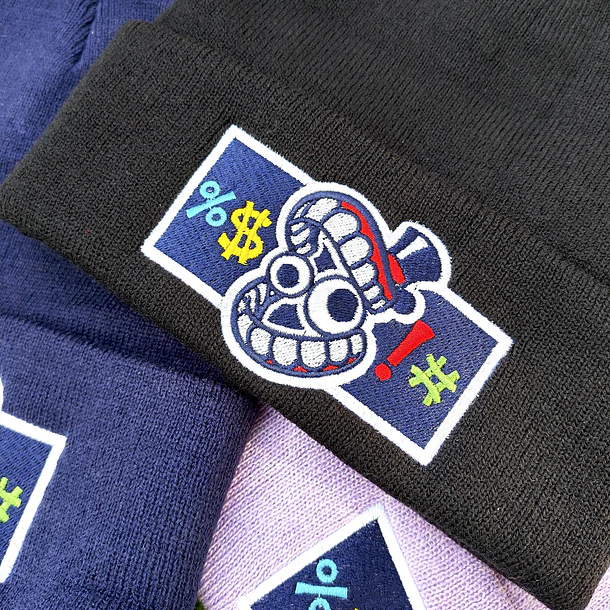 EL ASOMBROSO CIRCO DIGITAL - CENSURA CAINE Beanie 2