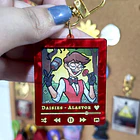 HAZBIN HOTEL - Alastor Daisies LLAVERO O PIN 1