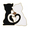 Pin Broche Gatitos Negro y Blanco Colitas Corazón