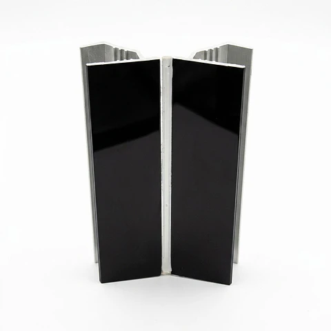 Conector Flexible Zocalo - Negro ALTURA 100MM 
