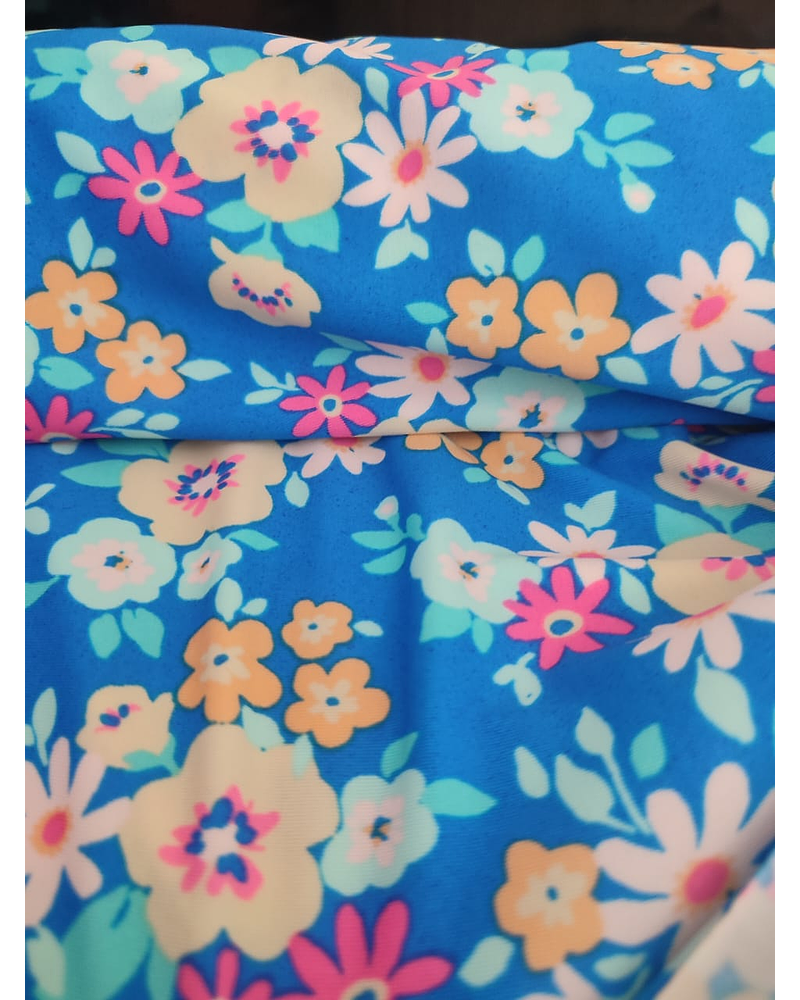 Top Trinidad estampado a elección + short de baño negro