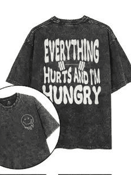 POLERA OVERSIZE - EVERYTHING HURTS NEGRA BLANCO