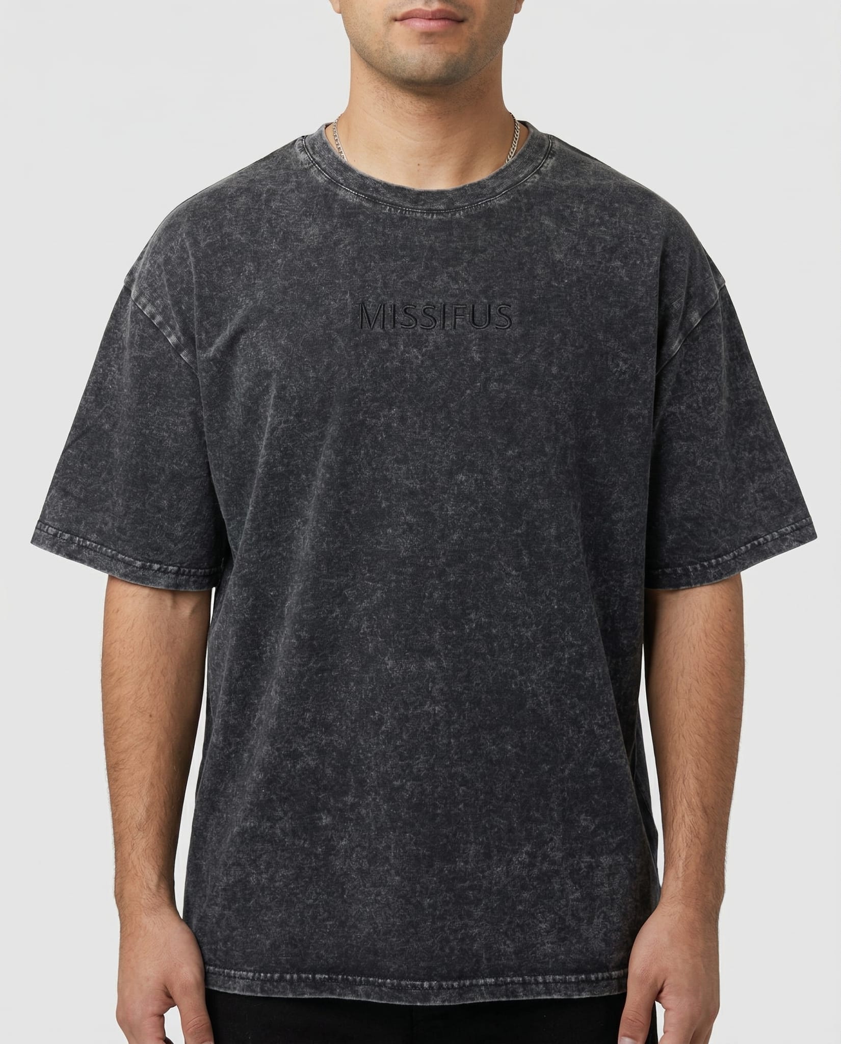 polera negra - Calce Fit 