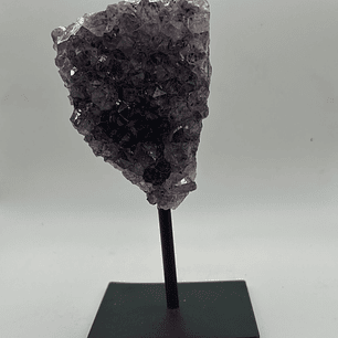 Drusa de Ametista com base em Metal.