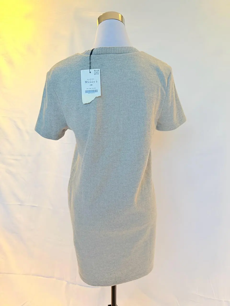 Vestido camiseta de punto Zara 3