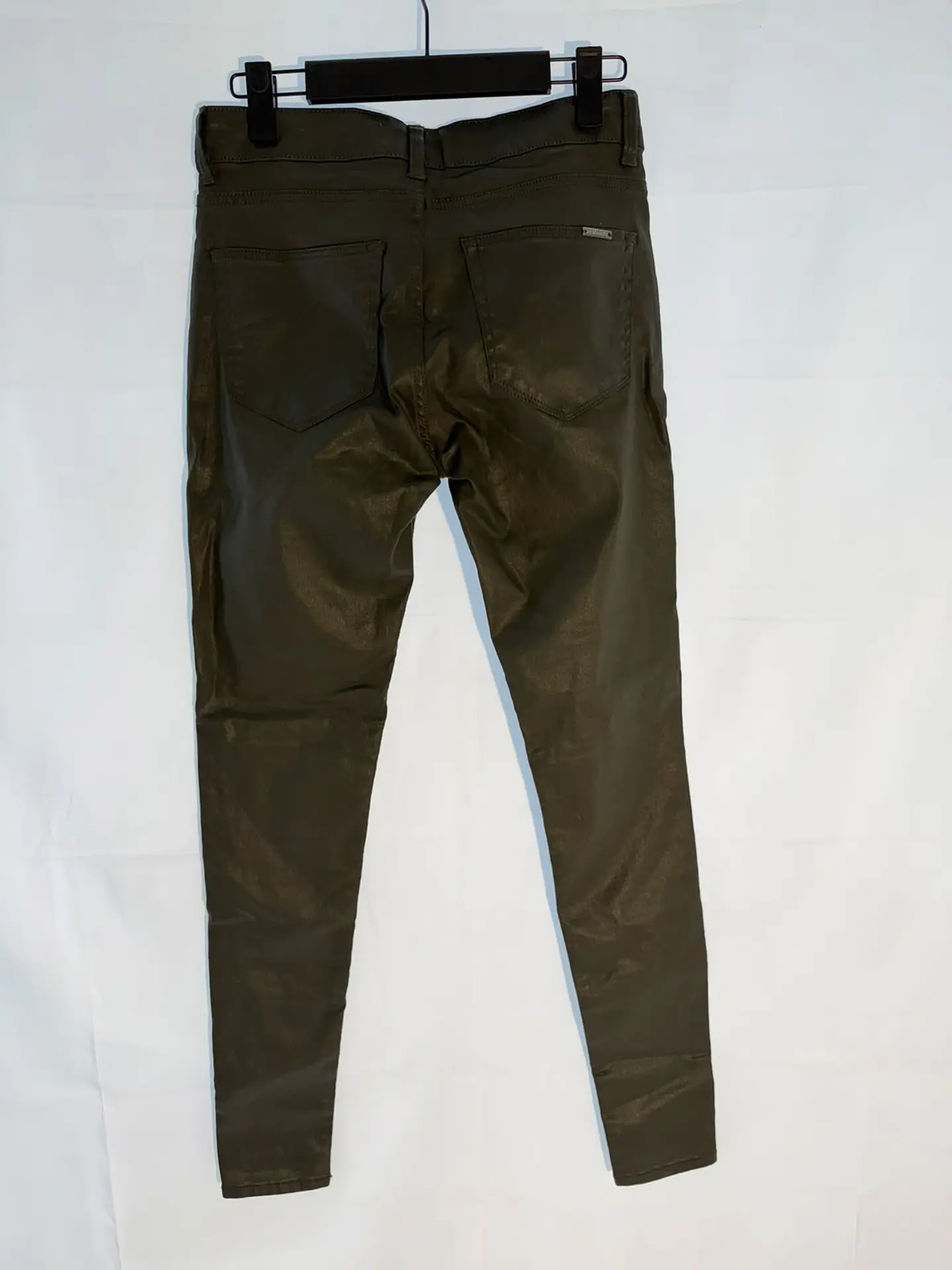 Jeans Skinny Encerados Verde Oliva Mango 3