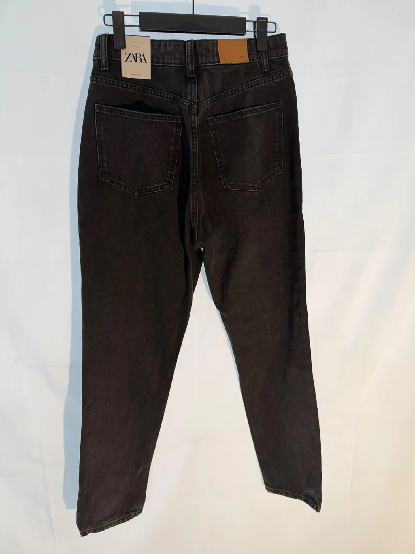 Jeans Relaxed Efecto Lavado con Rotos Zara 3