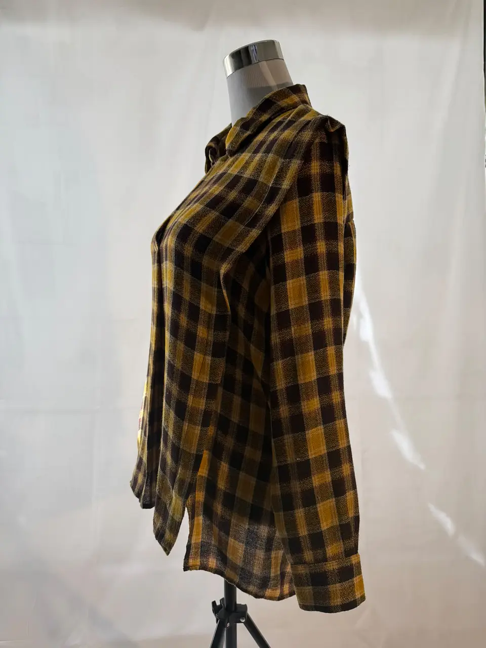 Sobrecamisa Oversize a Cuadros Mostaza Mango 4
