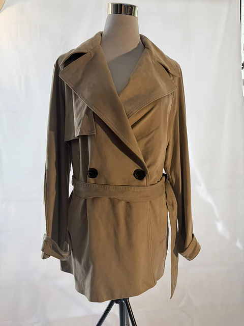Trench Corto Efecto Gamuza Camel Zara