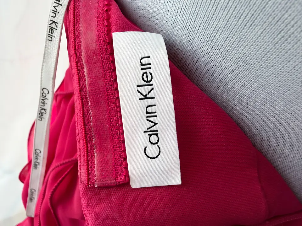 Vestido de Fiesta Fucsia con Volantes 3D Calvin Klein 5