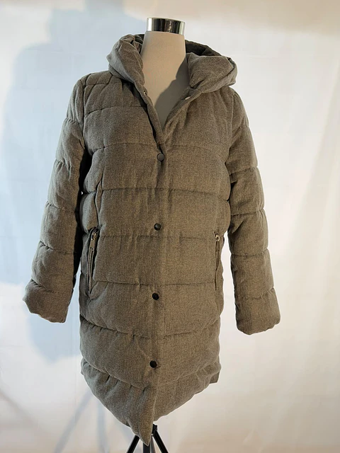 Abrigo Largo Acolchado Mango con Capucha - Gris Topo (Calce Oversize)