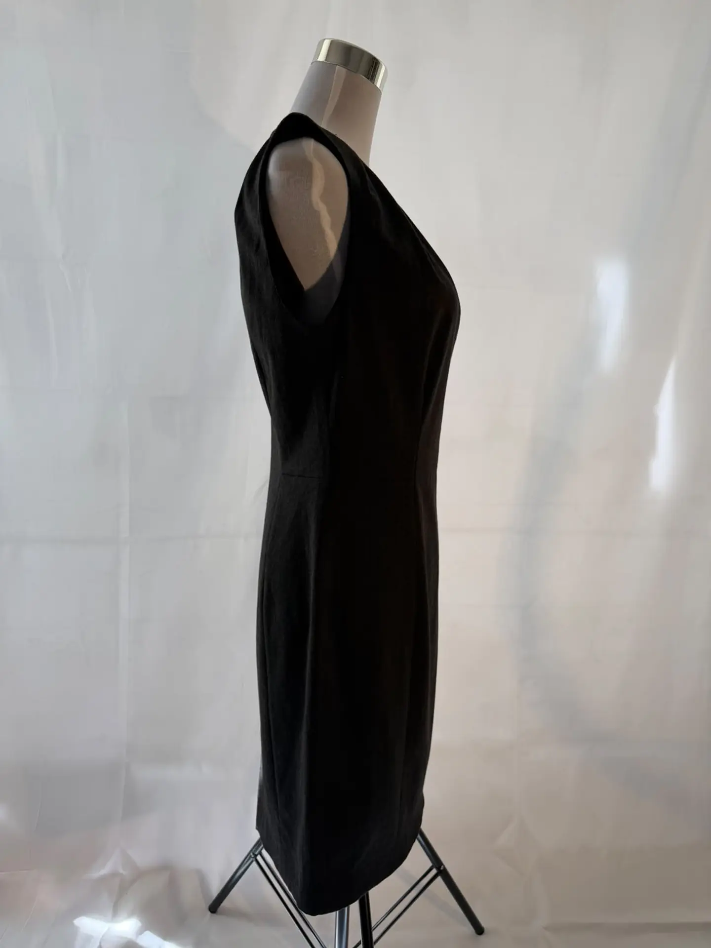Vestido de Oficina Zara Gris Carbón con Cuello Drapeado 2