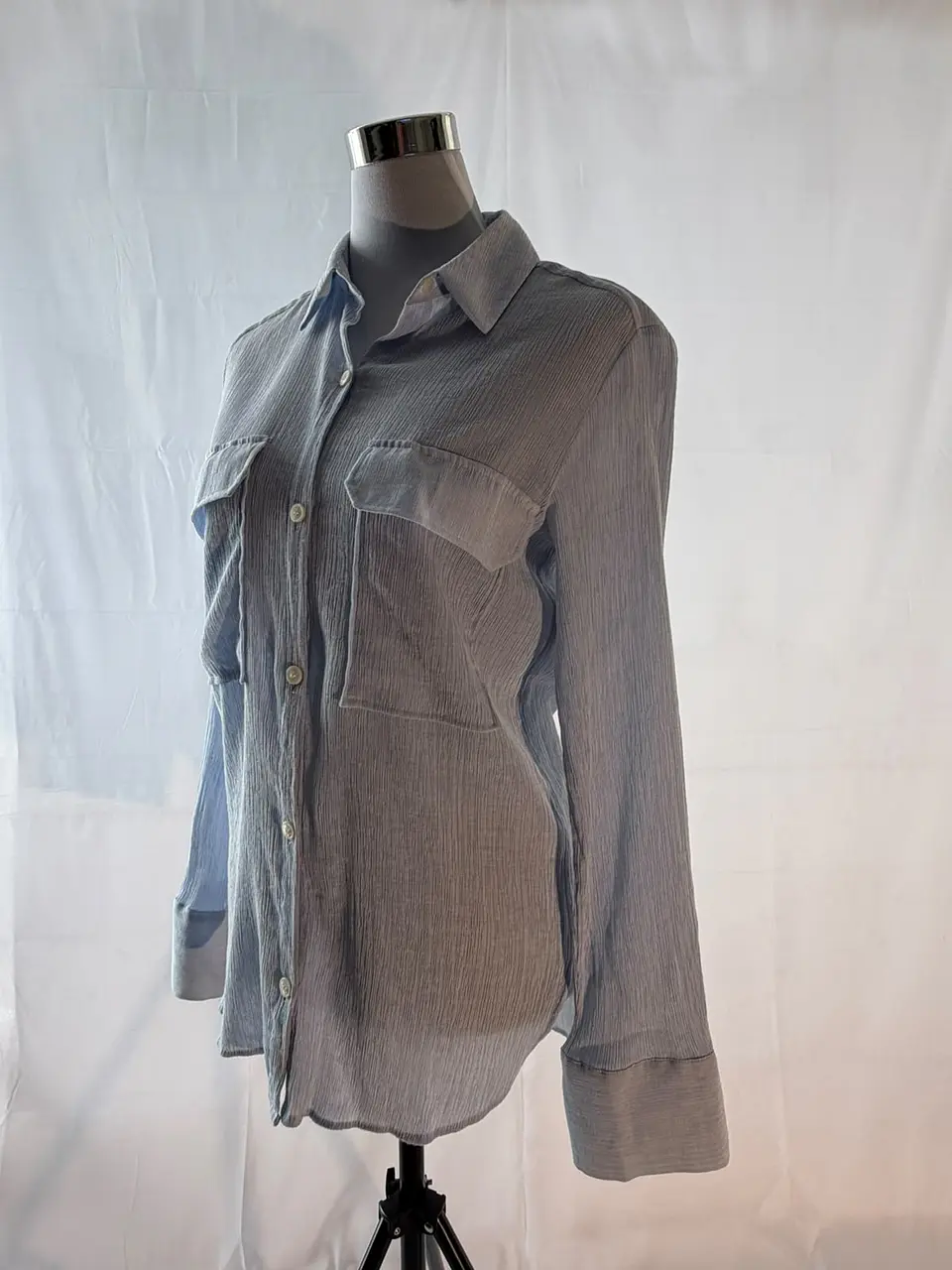 Camisa Utility Texturizada Zara con Bolsillos Frontales - Celeste 4