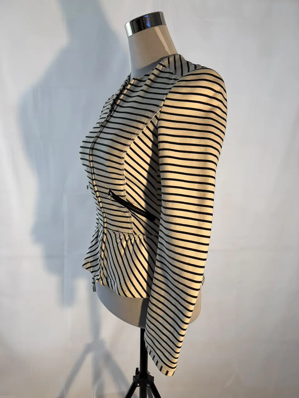 Chaqueta Peplum a Rayas Zara Trafaluc 4