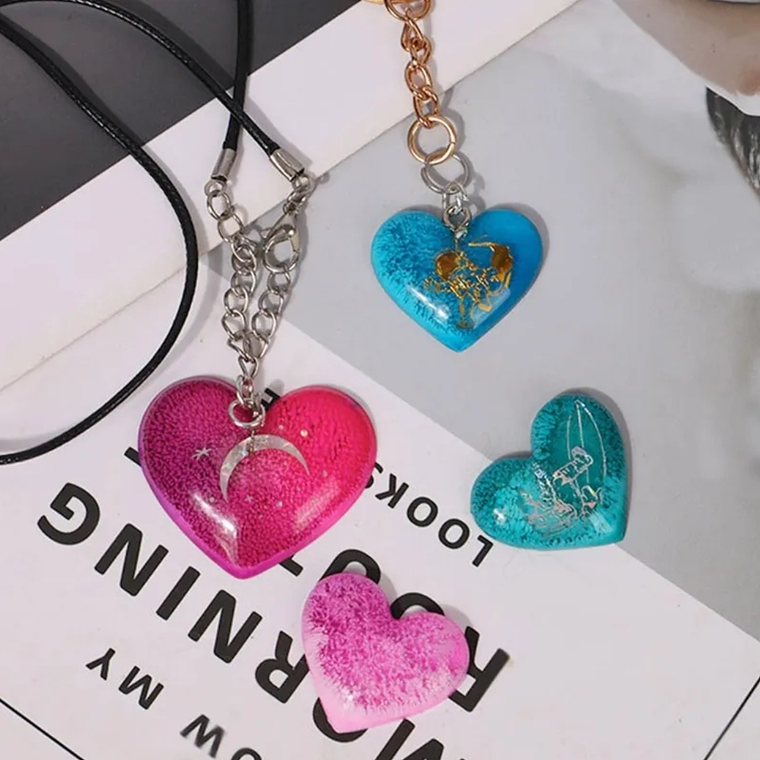 Molde para resina Corazones mix grande 3