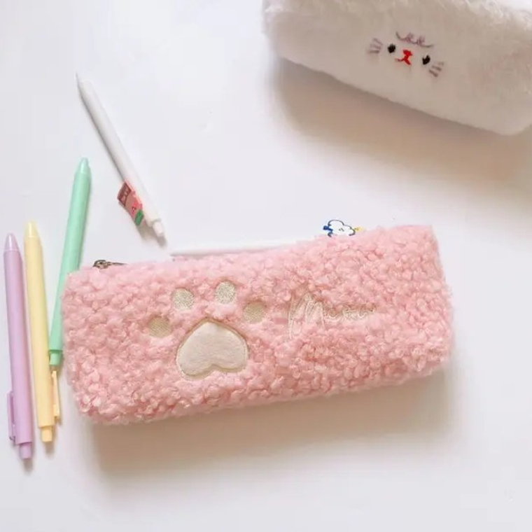 Estuche gatito peludo  4