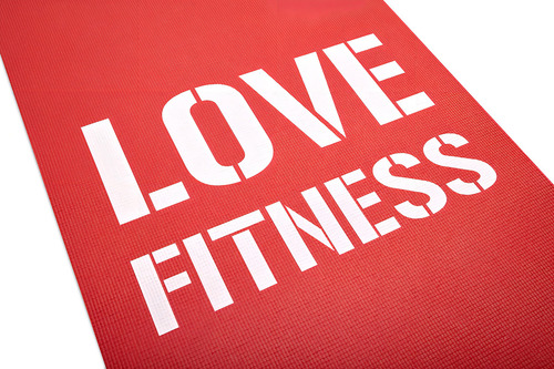 Colchoneta De Entrenamiento Yoga Mat 4mm Love Fitness Reebok Color Rojo