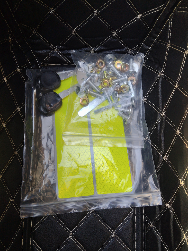 Maleta de moto Laterales 4