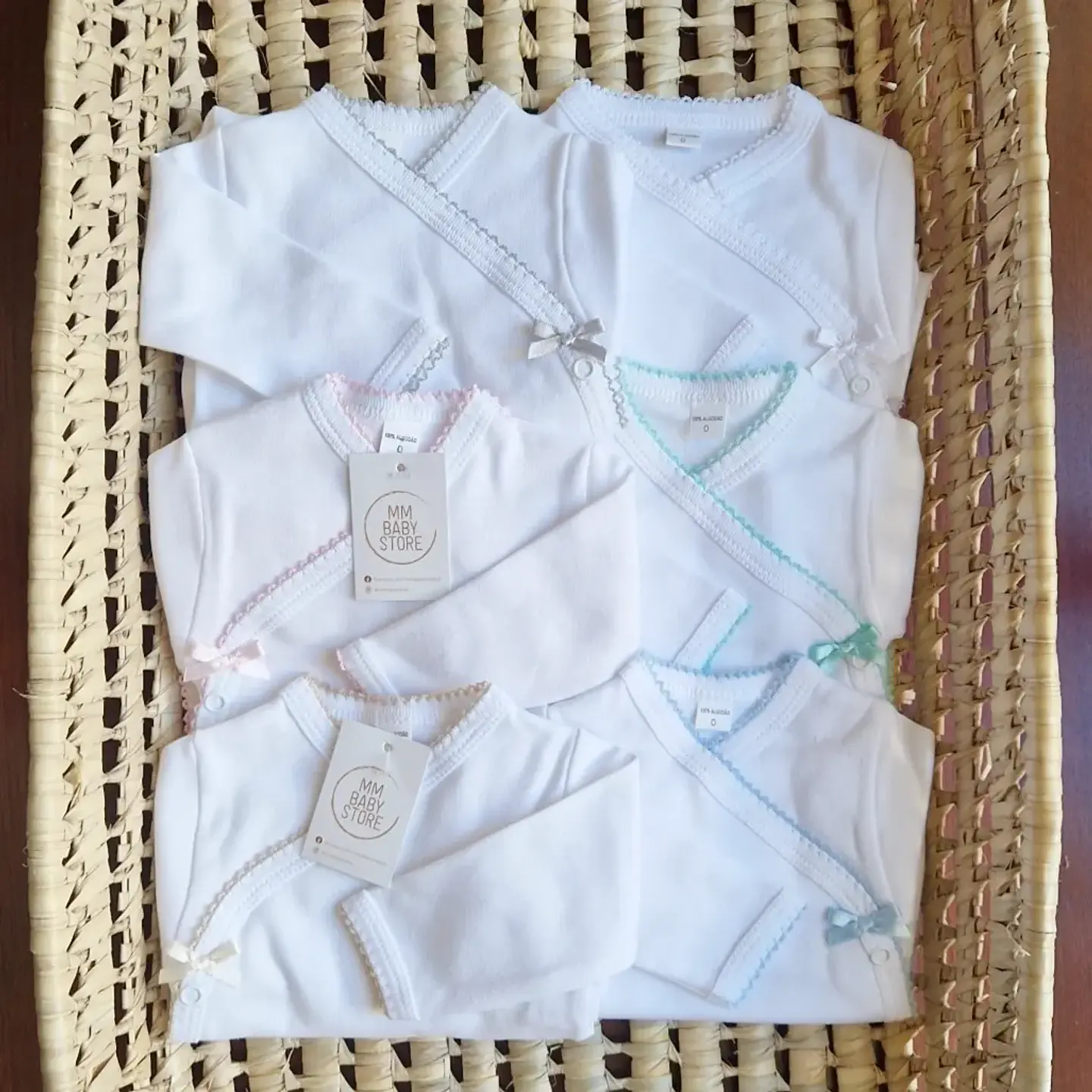 Conjunto de body e calcinhas interiores sem carda 2