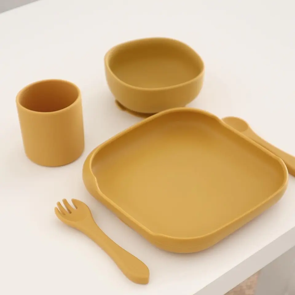 Conjunto de refeição completo 2