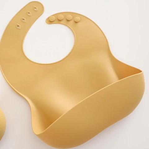 Babete em silicone