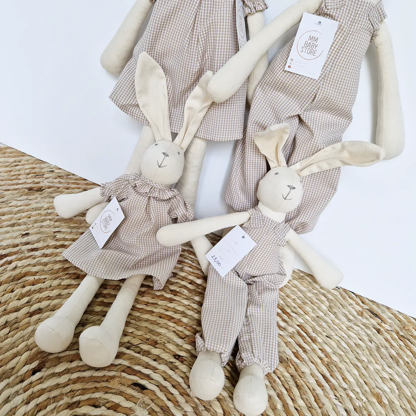 Coelhinho ou coelhinha (60cm) 2