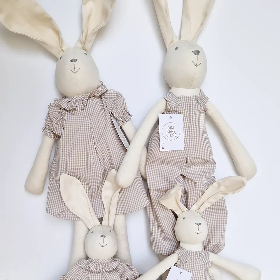 Coelhinho ou coelhinha (60cm) 3