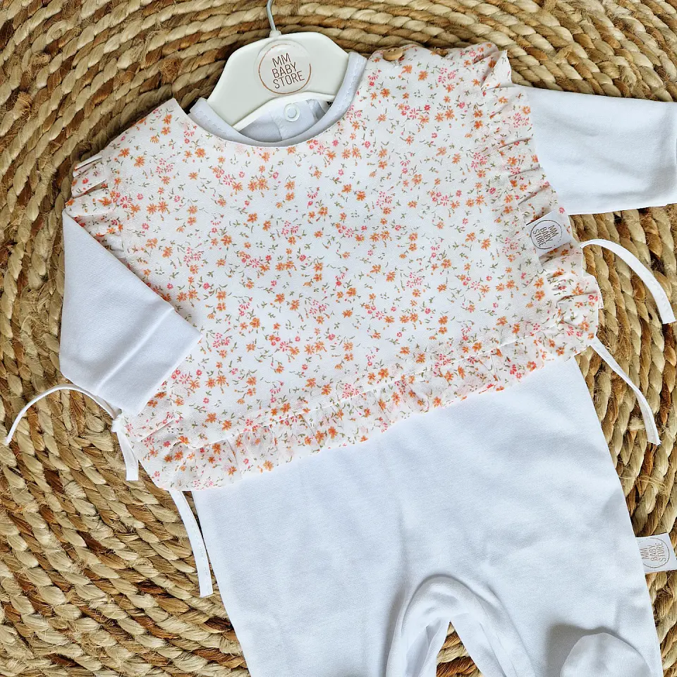 Babygrow de algodão com bibe 4