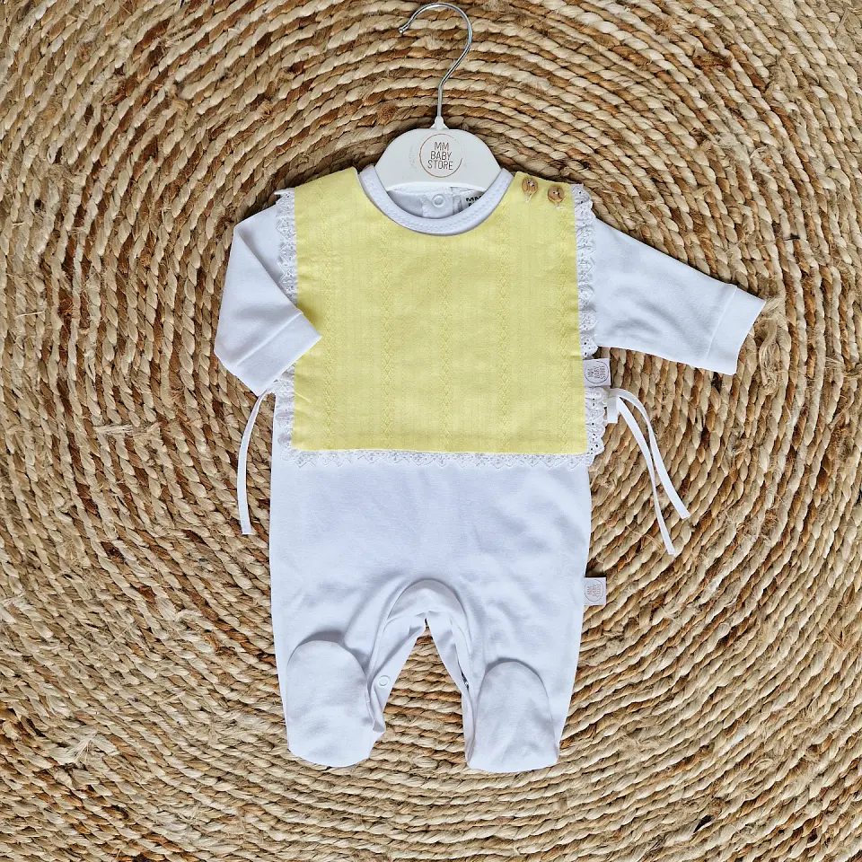 Babygrow de algodão com bibe 10