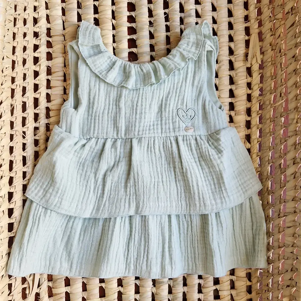 Vestido em musselina 6M 1