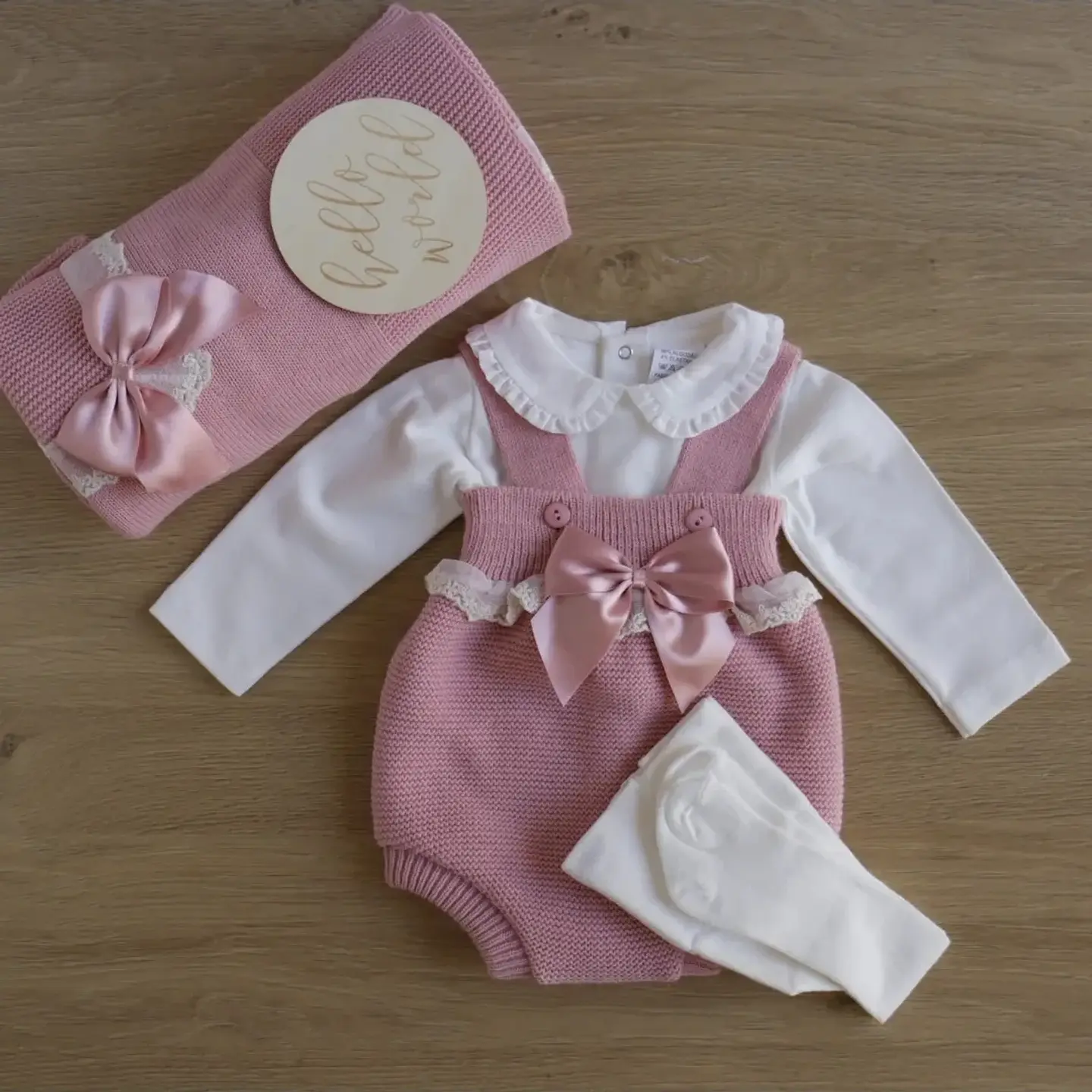 Kit Hello World Rosa Velho com laço 6