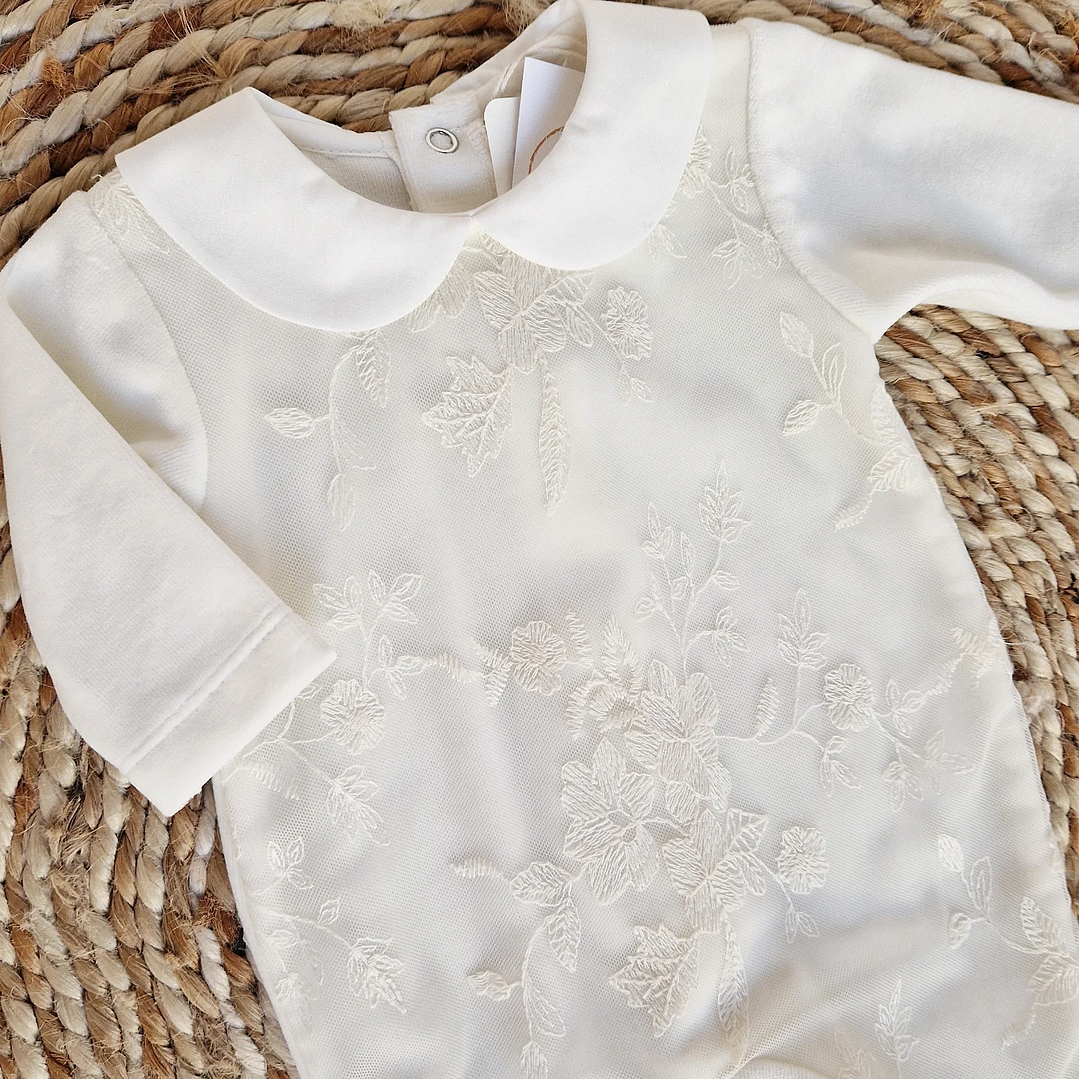 Babygrow com renda bordada BabyLai 8